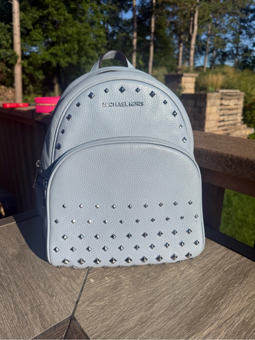 GUC Michael Kors Erin Medium Studded
Pebbled Leather Backpack Blue
